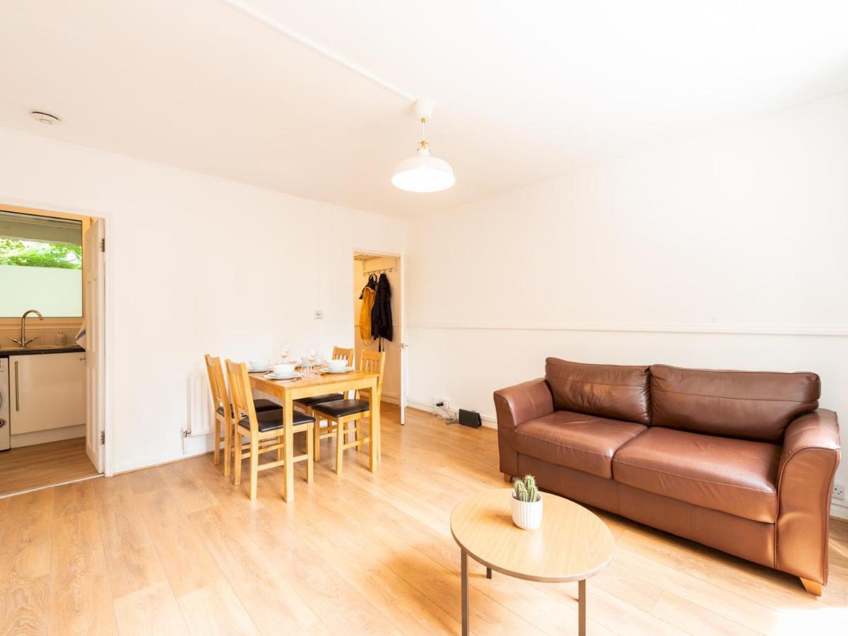 Sootheus - Cosy Surrey Quays Apartment London Exterior foto