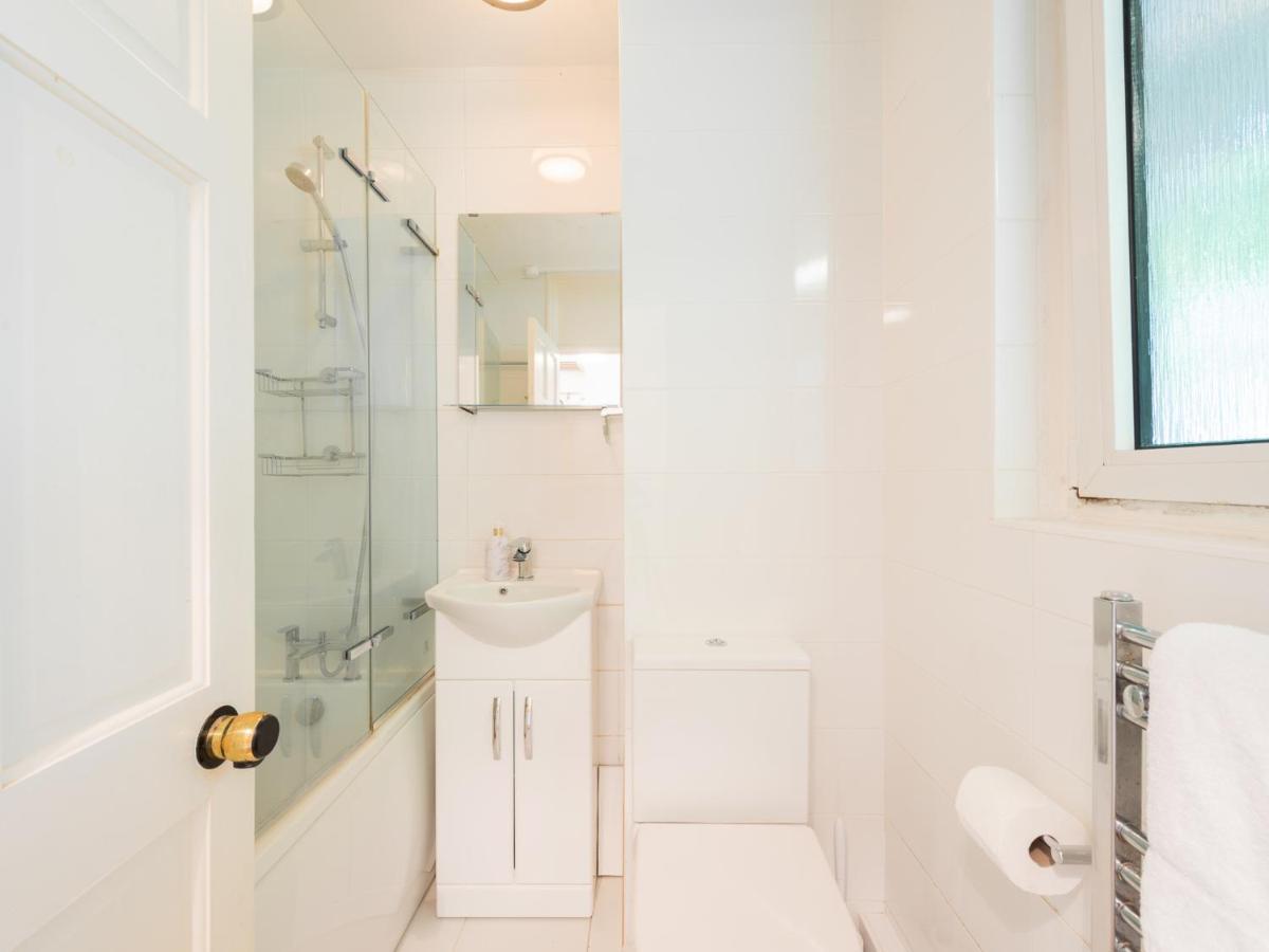 Sootheus - Cosy Surrey Quays Apartment London Exterior foto